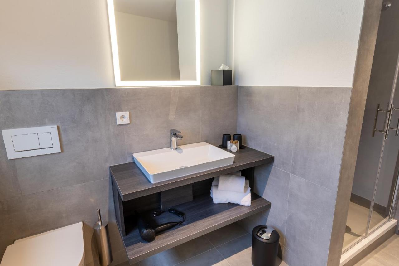 Hotel Weisses Ross Кульмбах Экстерьер фото